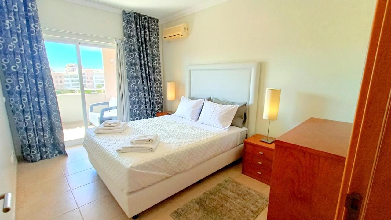 Flamingo View - Pool + Wifi + Ac Apartment Portimao Exterior photo
